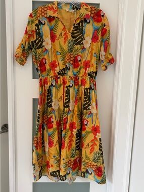 Mauve Tropical Parrot Print Yellow Midi Dress